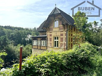 Vícegenerační vila (240 m2) s navazujícími pozemky (2,5ha) - - 14