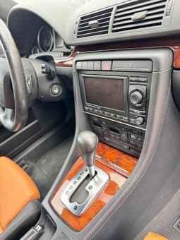 Audi A4,  2.7TDI 132KW automat Sline Ojeté, 8/2006, 283 000 - 14