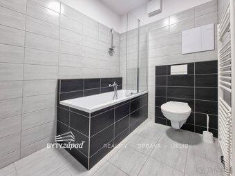 Pronájem prostorného a slunného bytu 2+kk o velikosti 80 m2 - 14
