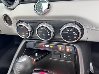 Mazda MX-5 2.0i 135kW roadster Revolution 24tkm DPH - 14