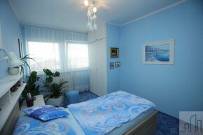 Prodej hezkého bytu 3+1 v rodinném domě v klidné části Tepli - 14