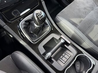 FORD S-MAX 2.2 TDCI TITANIUM //2013 XENON PANORAMA VENTILACE - 14