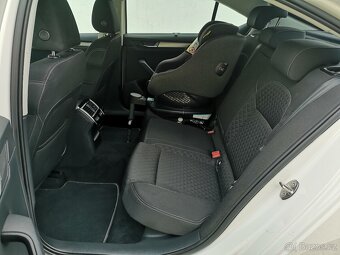 Škoda Superb 2.0 TDi 140 kW Style Full LED - 14