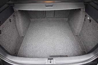 OCTAVIA 2 RS,2.0TSI-147kw+ABT,6st.Manuál,Xen,PDC,Tažné,R18 - 14