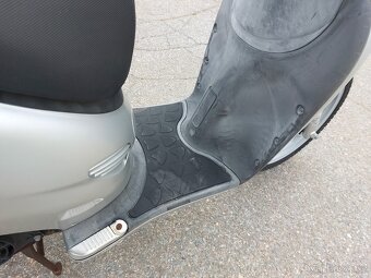 2005 KYMCO PEOPLE 125 ccm, nová STK, velký servis - 14