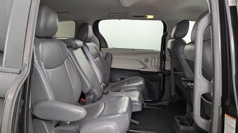 2021 TOYOTA SIENNA LE HYBRID - 8 miest - 14