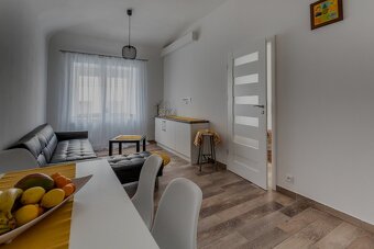 Nadstandardně zrekonstruovaný bytový dům - Lužické hory - 14