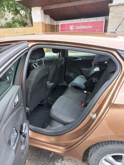 Opel Astra k 1,6 CDTI 81KW - 14