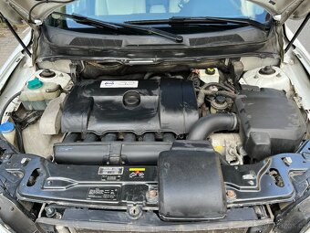 VOLVO XC90 3,2 6 válců benzín - 14