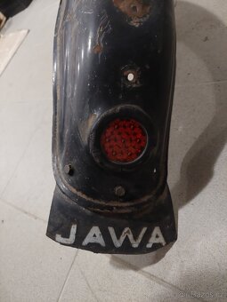 Jawa kyvacka - zadni blatnik - 14