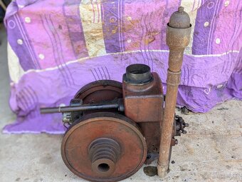 Stabilní motor Deutz značený orlicí - 14