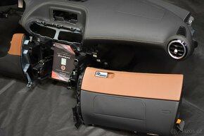 Palubní deska Airbag bezpečnostní pás dopinač pásu - 14