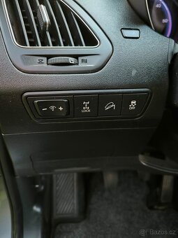 Hyundai ix35,2.0CRDI,135Kw,4x4,146tis km,tažné,původ ČR - 14