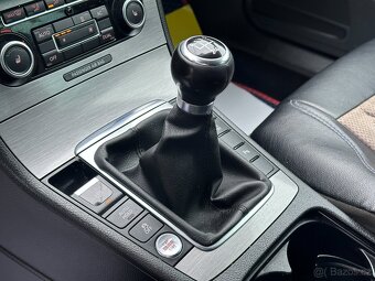 Volkswagen Passat 2011 - 14