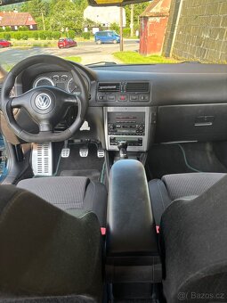Volkswagen Bora Variant 2.3 V5 125kw AQN Highline - 14