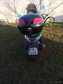 Piaggio Beverly 300 - 14