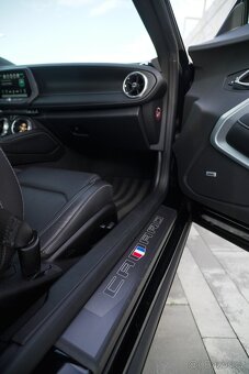 Chevrolet Camaro 6.2 EU verze - 14