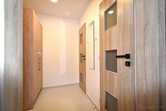 Pronájem krásného bytu 1+kk, 30m2, Praha 4 - Háje, ul. Schul - 14