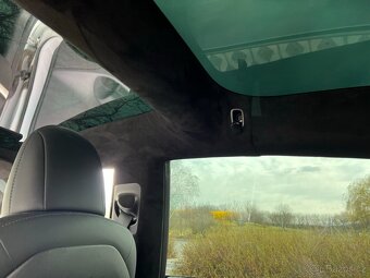 Tesla Model 3 Performance, DPH, 8/2023, 40t km, původ Praha - 14