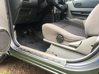 Nissan X-TRAIL 2.2 TDI - 14