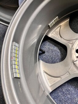 5x108 R18 Originál Alu Mustang Mach Electric 2022 - TOP STAV - 14