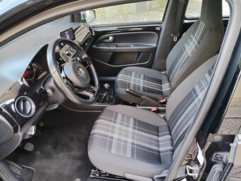 Vw Up CLUB 1.0 Mpi 55kw r.v.2016 - 14
