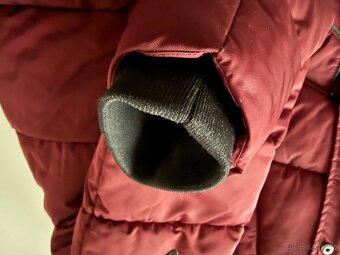 DÁMSKA BUNDA GUESS vel.M - 14