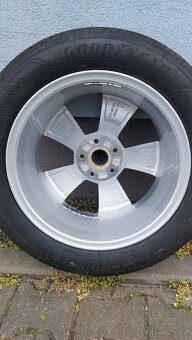 Alu kola 5x112 r17 škoda Superb III Triton - 14
