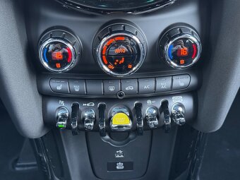 Mini Cooper SE ELEKTROMOBIL / SoH 99% / top výbava / DPH - 14