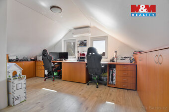 Prodej rodinného domu, 190 m², Nové Dvory - 14