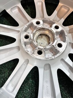 5x114,3 R17 Mazda CX originál Alu - ET 50, výborný stav - 14