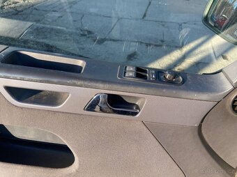 Volkswagen T5 Multivan, Euro 3, 2.5TDi, 7 míst - 14