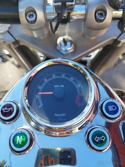 Triumph America - 14