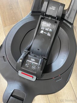 Autosedačka Britax Römer Baby safe 5Z2+základna Flex base 5Z - 14