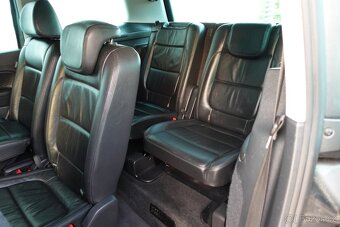 VW Sharan 2.0 TDI DSG HIGHLINE 7 miestny - 14