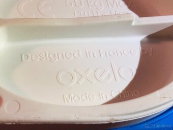 Prodám dětskou koloběžku OXELO DECATHLON - 14