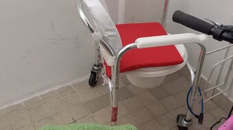 Zdravotní pomůcky - 14