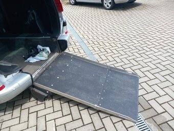 Citroën C8 2,0HDi 60t.KM RAMPA PRO INVAL.VOZÍK,AUTOMAT - 14