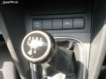 Volkswagen Golf 1,6Mpi aut.klima,parksenzory,po dovozovéSTK - 14