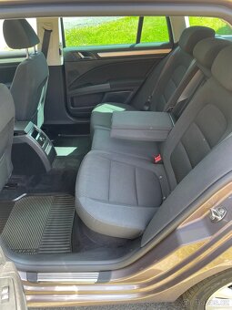 Škoda Superb 2.0tdi 2014 MANUAL,LED,NAVI,ALU R17,TAŽNE - 14