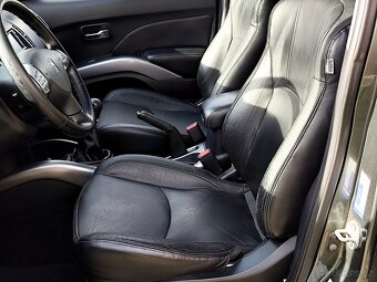 Peugeot 4007 2.2HDi - udržované - levně,7.míst - 14