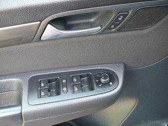 VW SHARAN 2.0 TDI 135KW 7MÍST DSG+F1 NAV ACC FRONT EL.BOČNÍ - 14