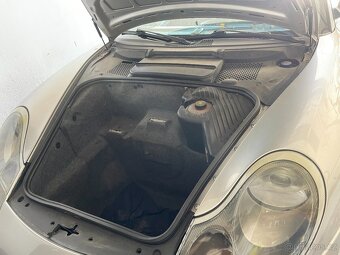 Porsche 911 996 manuál, zadokolka - 14