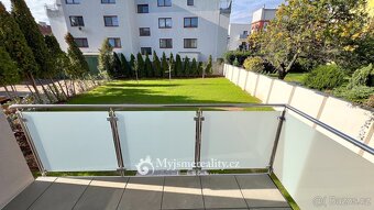Pronájem bytu s balkonem 2+kk, 40 m2 - Znojmo, ul. Jarošova - 14