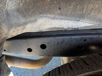 Toyota Land cruiser 120 3,0 122KW pôvodný lak/Top bez hrdze - 14