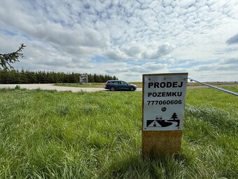 PARKOVIŠTĚproKARAVANING 300metrů od D1 EXIT119 VelkýBeranov - 14