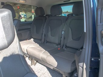 Mercedes-Benz ČR 220D MAT NAVI – 7 sedadel - 14