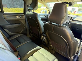 Prodám Volvo Xc40 B4 2.0i 145kw Momentum Maildhybrid - 14