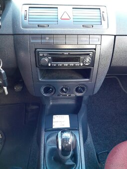 Škoda Fabia Cool 1.2 12V 47kW rok 2006 naj.122tis. NOVÁ STK - 14