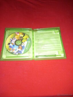 Prodám Xbox One bundle konzole + 2 ovladače + 10 her + Kinec - 14